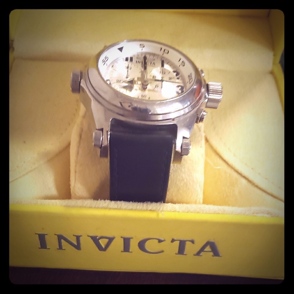 Invicta Watch - Picture 1 of 5